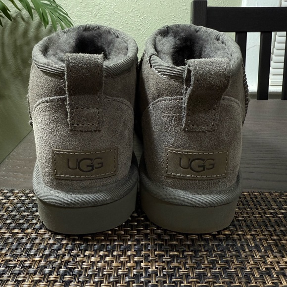 UGG Womens Classic Ultra Mini Booties - Picture 9 of 13